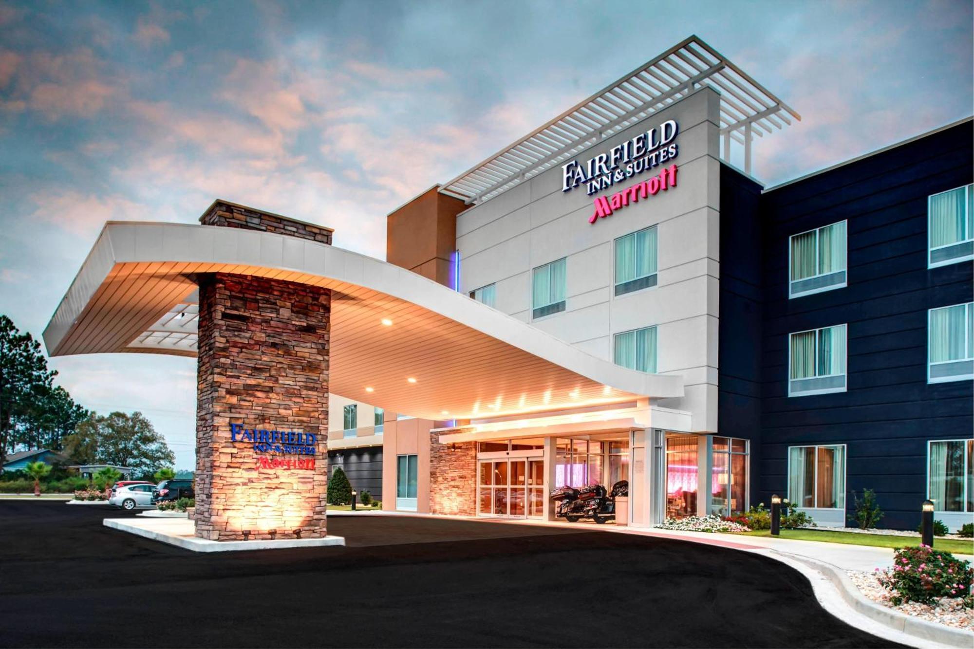 Fairfield Inn & Suites By Marriott Douglas Exteriér fotografie